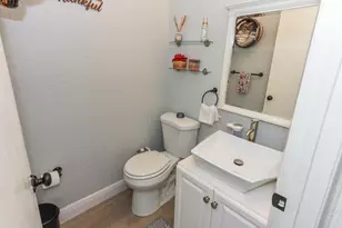 2641 Gately Dr W, West Palm Beach, FL 33415 - Photo 13