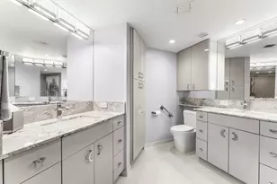 100 SE 5th Ave, Boca Raton, FL 33432 - Photo 29