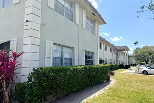 1560 McKinley St, Hollywood, FL 33020 - Photo 3