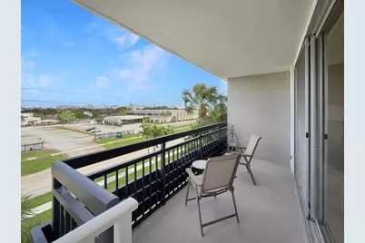 555 NW 4th Avenue #401, Boca Raton, FL 33432 - Photo 21