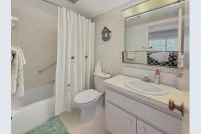 555 NW 4th Avenue #401, Boca Raton, FL 33432 - Photo 11