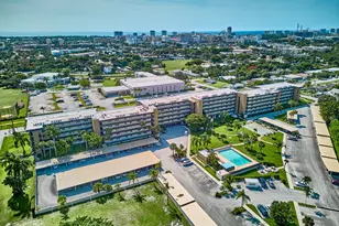 555 NW 4th Ave, Boca Raton, FL 33432 - Photo 39