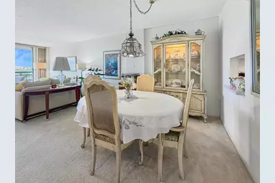 555 NW 4th Avenue #401, Boca Raton, FL 33432 - Photo 13