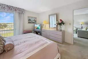 555 NW 4th Ave, Boca Raton, FL 33432 - Photo 25