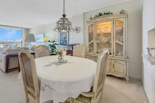 555 NW 4th Ave, Boca Raton, FL 33432 - Photo 13