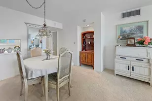 555 NW 4th Ave, Boca Raton, FL 33432 - Photo 17