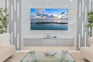 207 Royal Palm Dr, Fort Lauderdale, FL 33301 - Photo 9