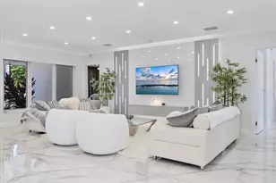 207 Royal Palm Dr, Fort Lauderdale, FL 33301 - Photo 15