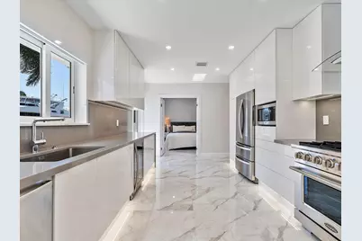 207 Royal Palm Drive, Fort Lauderdale, FL 33301 - Photo 25