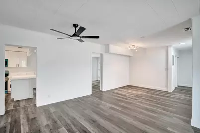 627 W Ilex Drive, Lake Park, FL 33403 - Photo 15