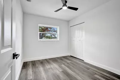627 W Ilex Drive, Lake Park, FL 33403 - Photo 17