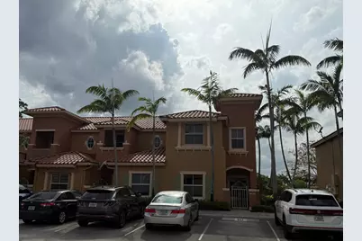 1064 SW 144th Avenue #807, Pembroke Pines, FL 33027 - Photo 3