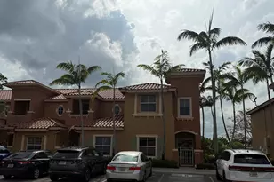 1064 SW 144th Ave, Pembroke Pines, FL 33027 - Photo 3