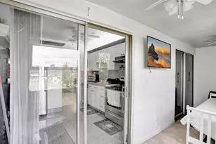 461 NW 76th Ave, Margate, FL 33063 - Photo 17