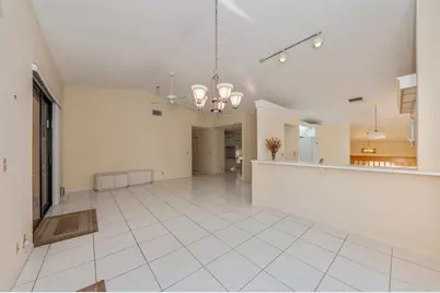 10439 S Circle Lake Drive #201, Boynton Beach, FL 33437 - Photo 5
