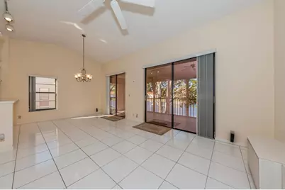 10439 S Circle Lake Drive #201, Boynton Beach, FL 33437 - Photo 3