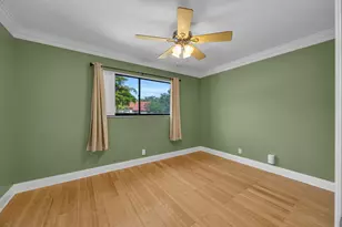 25 Lexington Ln W, Palm Beach Gardens, FL 33418 - Photo 17