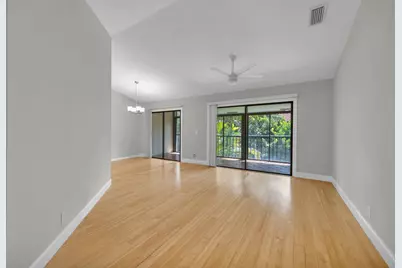 25 Lexington Lane W #F, Palm Beach Gardens, FL 33418 - Photo 7