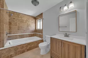25 Lexington Ln W, Palm Beach Gardens, FL 33418 - Photo 15