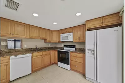 402 Lakewood Court #2b, Jupiter, FL 33458 - Photo 39