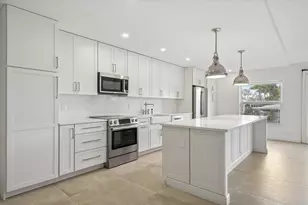 5100 Bayview Dr, Fort Lauderdale, FL 33308 - Photo 11