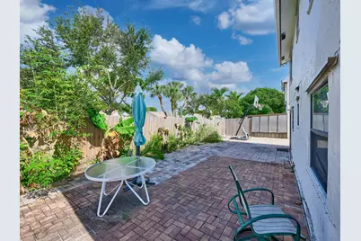 57 Peachtree Place, Boynton Beach, FL 33436 - Photo 9