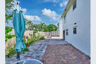 57 Peachtree Place, Boynton Beach, FL 33436 - Photo 11