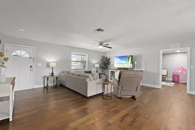 210 Deerwood Lane, Fort Pierce, FL 34947 - Photo 23