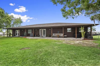 210 Deerwood Lane, Fort Pierce, FL 34947 - Photo 43