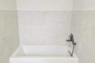 131 Miami Gardens Rd, West Park, FL 33023 - Photo 11