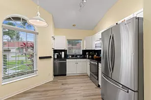 6419 Long Key Ln, Boynton Beach, FL 33472 - Photo 9