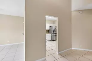 8289 Via Serena, Boca Raton, FL 33433 - Photo 17