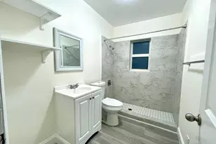 828 NE 17th Ave, Fort Lauderdale, FL 33304 - Photo 9