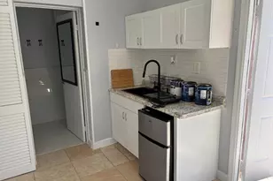 1418 Wiley St, Hollywood, FL 33020 - Photo 9
