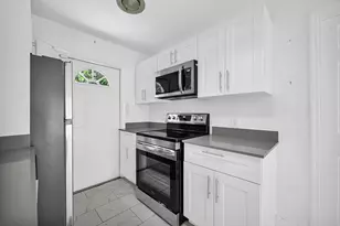 2933 NE 12th Terrace, Pompano Beach, FL 33064 - Photo 9