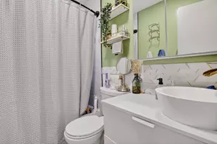 7571 NW 1st Ct, Pembroke Pines, FL 33024 - Photo 11
