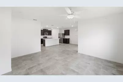 428 SE Fairchild Avenue, Port Saint Lucie, FL 34984 - Photo 11