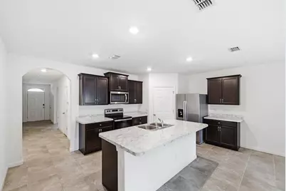 428 SE Fairchild Avenue, Port Saint Lucie, FL 34984 - Photo 5