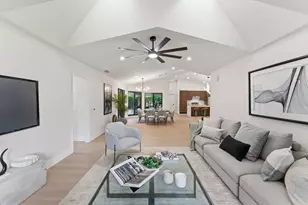 2 Dunbar Rd, Palm Beach Gardens, FL 33418 - Photo 17