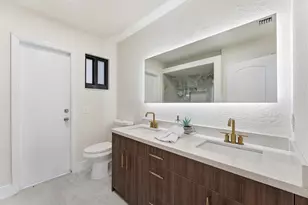 2 Dunbar Rd, Palm Beach Gardens, FL 33418 - Photo 27