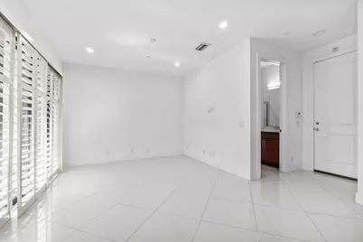 7115 Edison Place, Palm Beach Gardens, FL 33418 - Photo 5