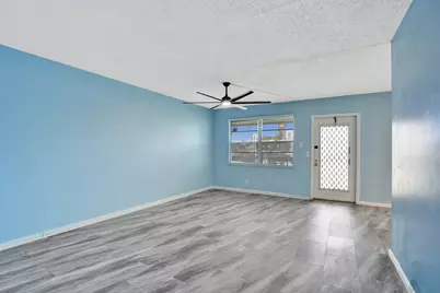 358 Oakridge T #358, Deerfield Beach, FL 33442 - Photo 11