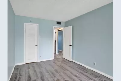 358 Oakridge T #358, Deerfield Beach, FL 33442 - Photo 15