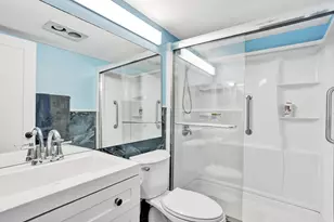 358 Oakridge T, Deerfield Beach, FL 33442 - Photo 19
