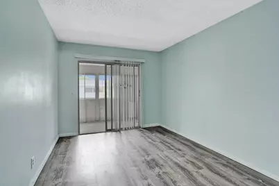 358 Oakridge T #358, Deerfield Beach, FL 33442 - Photo 15