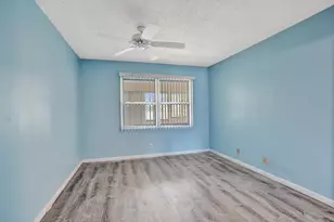 358 Oakridge T, Deerfield Beach, FL 33442 - Photo 27