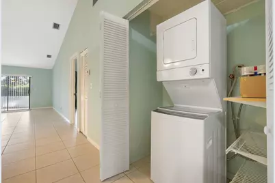 6779 Bridlewood Court, Boca Raton, FL 33433 - Photo 11