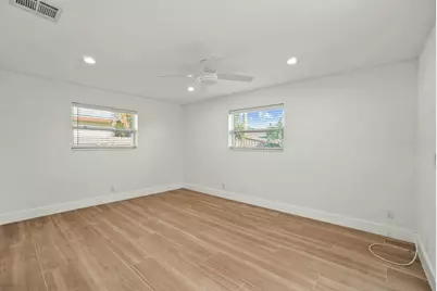 711 SW 25th Place, Boynton Beach, FL 33435 - Photo 29