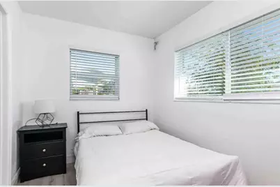 2499 NE 2nd Avenue #B, Boca Raton, FL 33431 - Photo 11