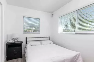 2499 NE 2nd Ave, Boca Raton, FL 33431 - Photo 11